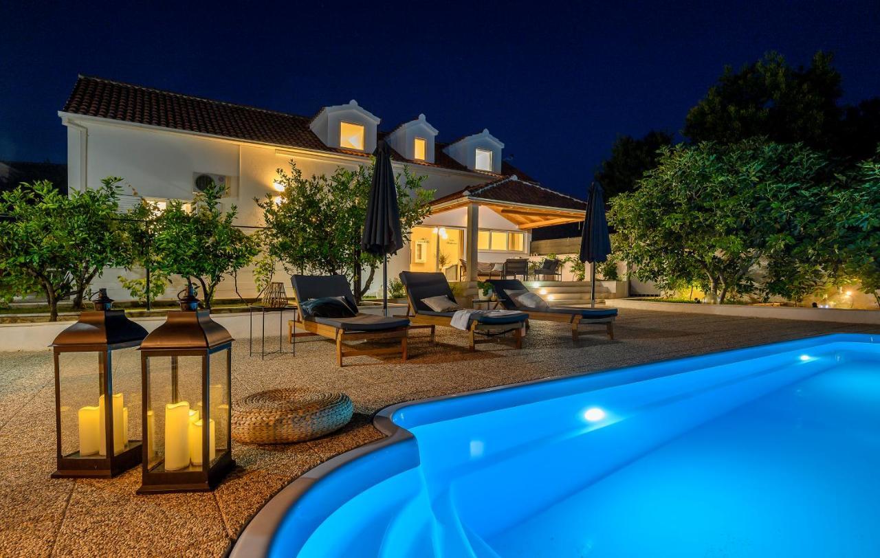 Villa Bellezza Милна Екстериор снимка