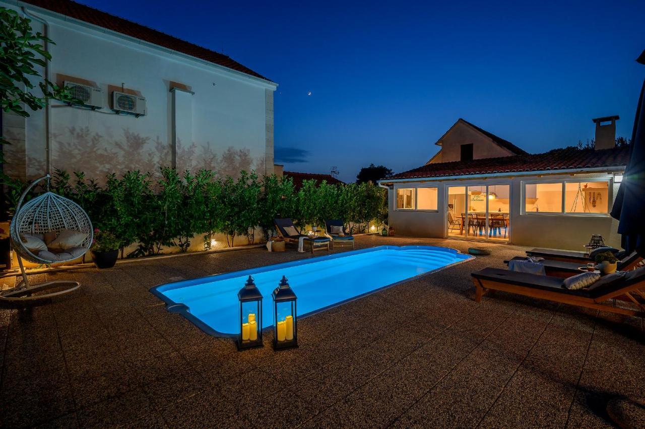 Villa Bellezza Милна Екстериор снимка